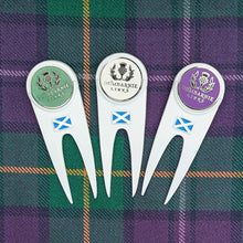 Load image into Gallery viewer, Dumbarnie Magnetic Pitch Fork With Marker
