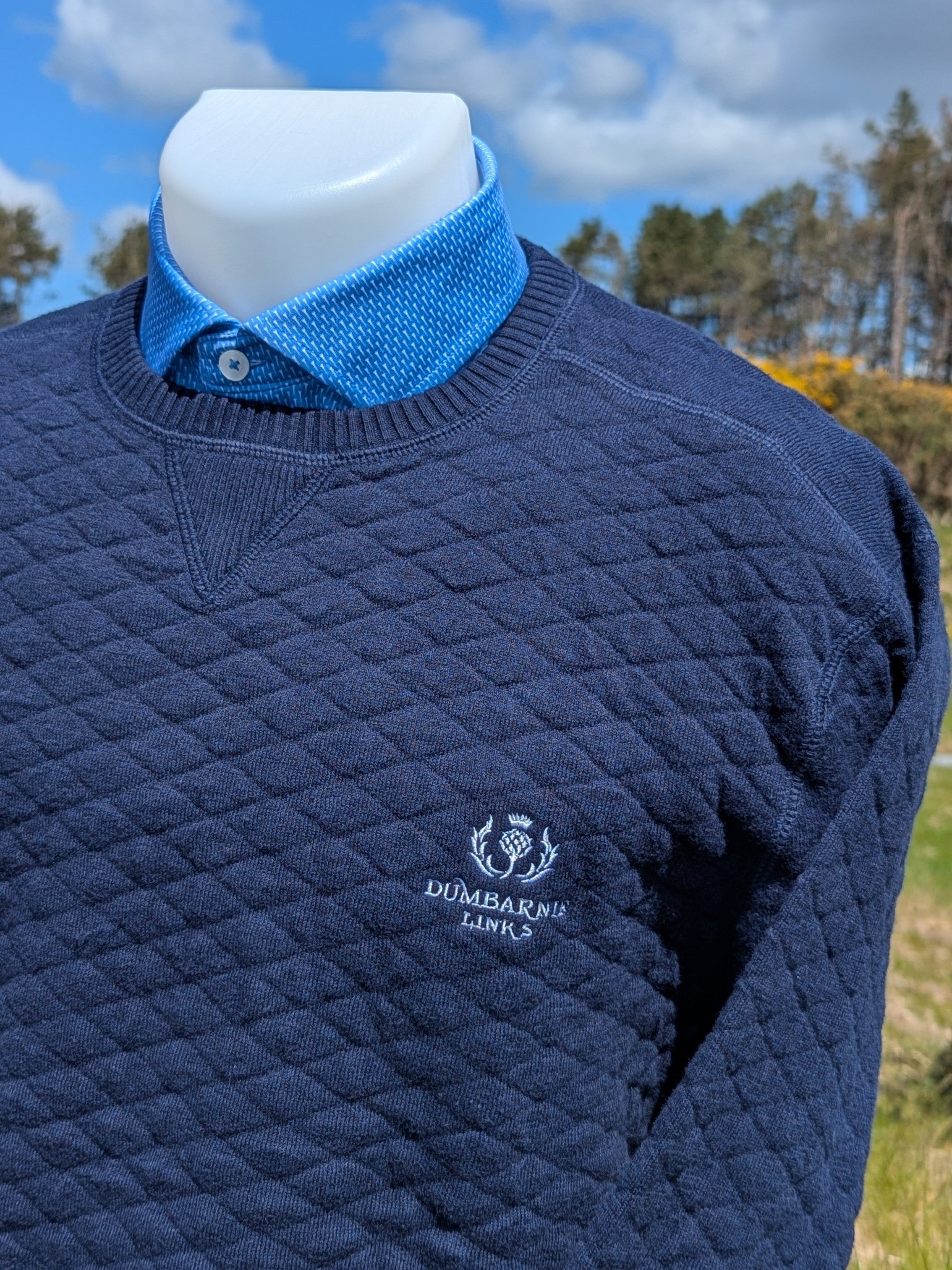 Holderness & Bourne The Ward Crewneck Sweater in Heathered Navy