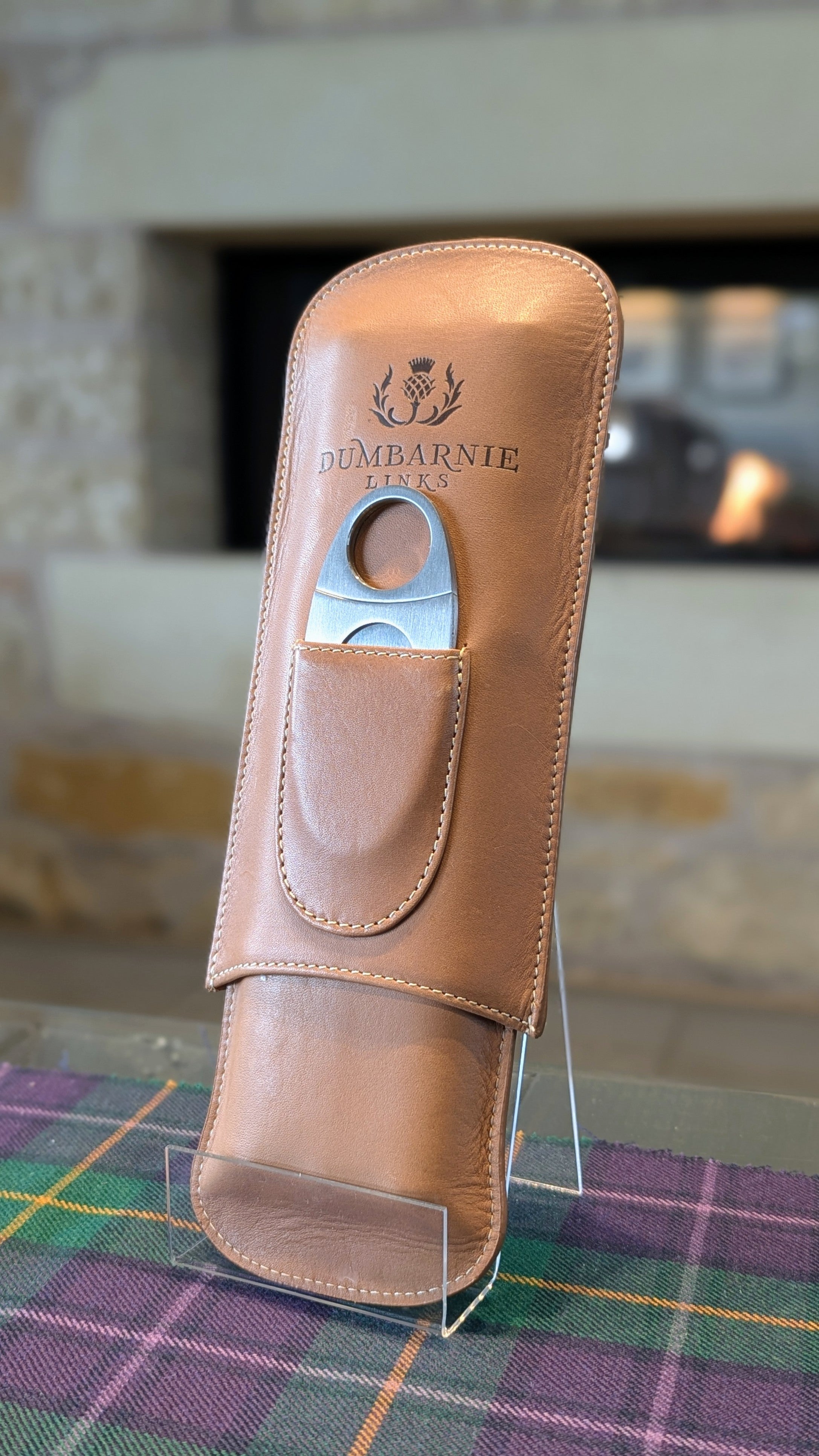 Cigar & Whisky Flask Holder in Light Brown Leather