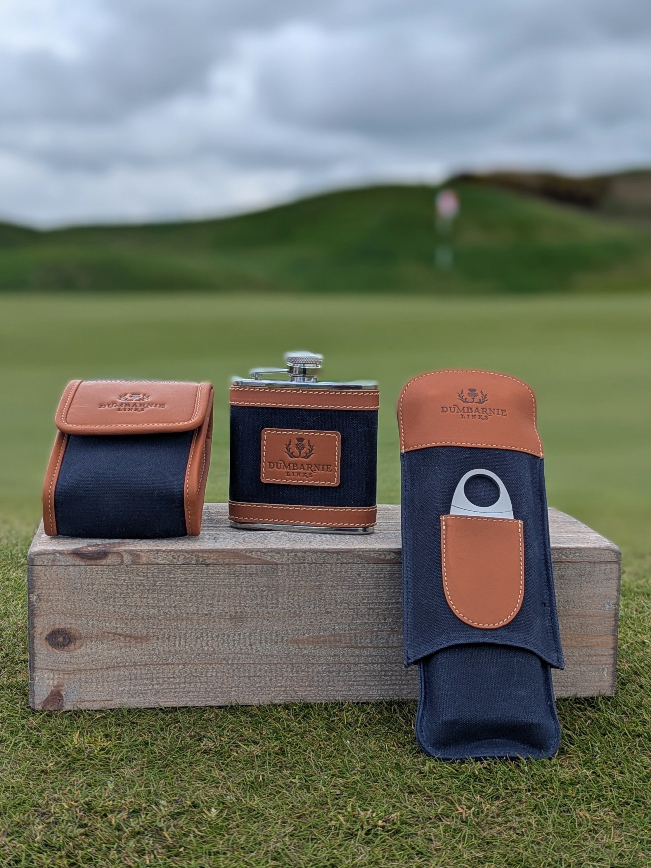 Cigar & Whisky Holder in Navy & Tan