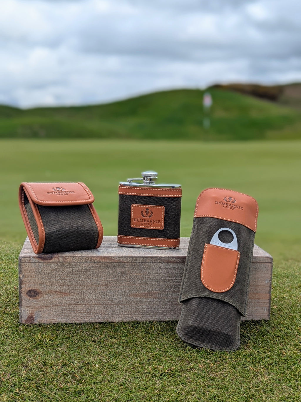 Cigar & Whisky Holder in Olive & Tan